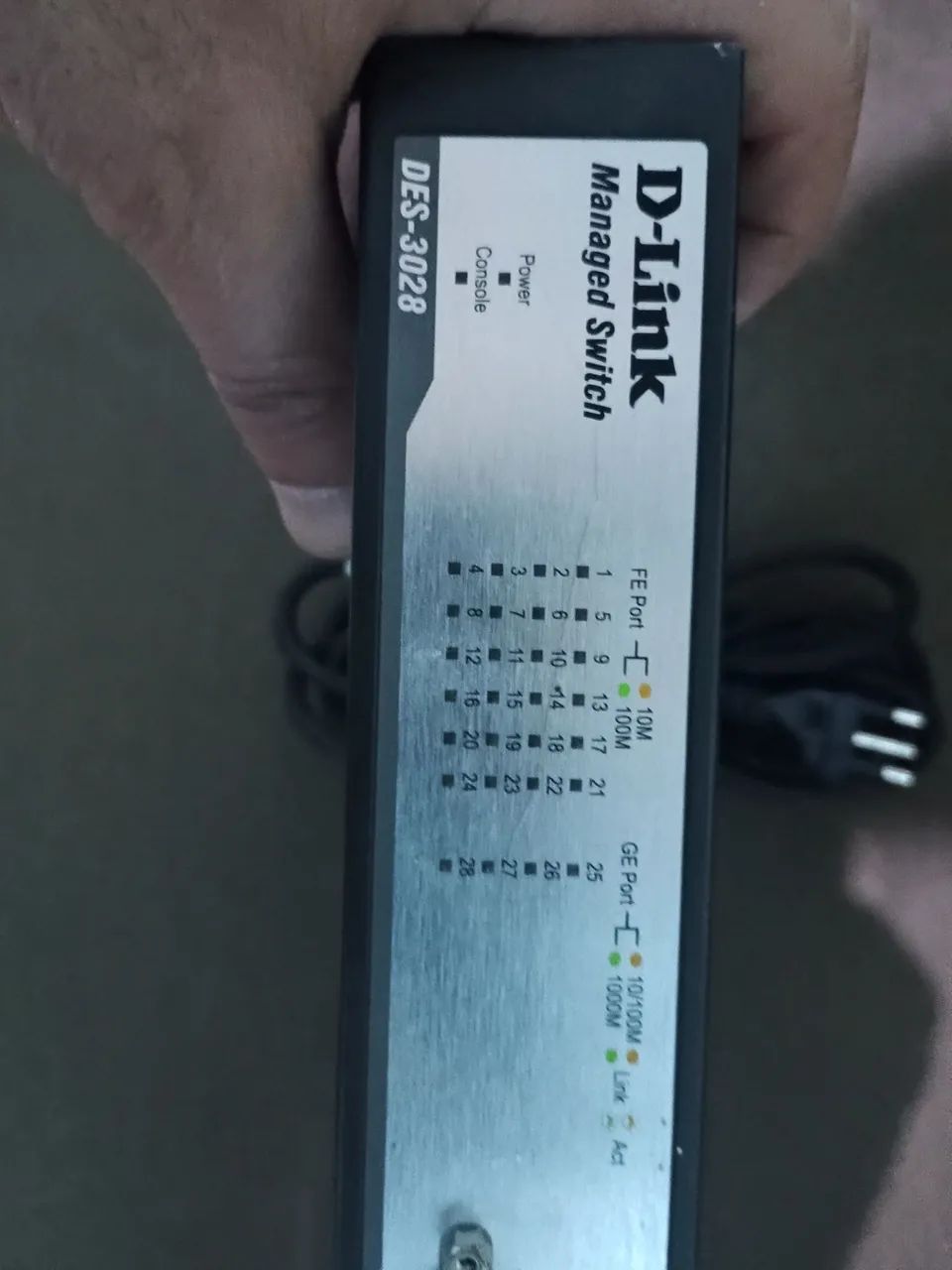 Switch de Rede ( D-Link - DES. 3028). - Foto 4