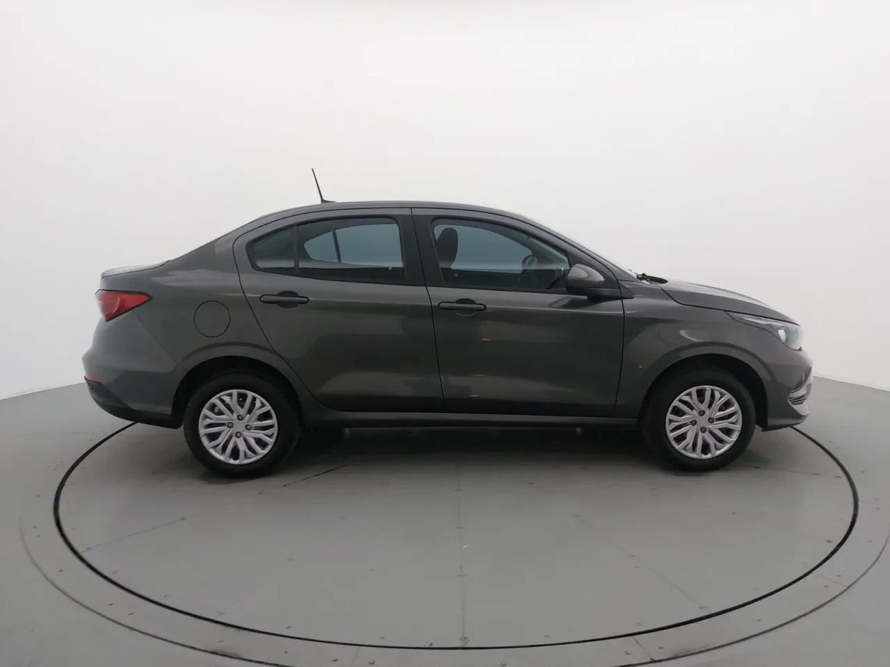 Fiat Cronos 1.0 6V Flex, foto 6 de 18