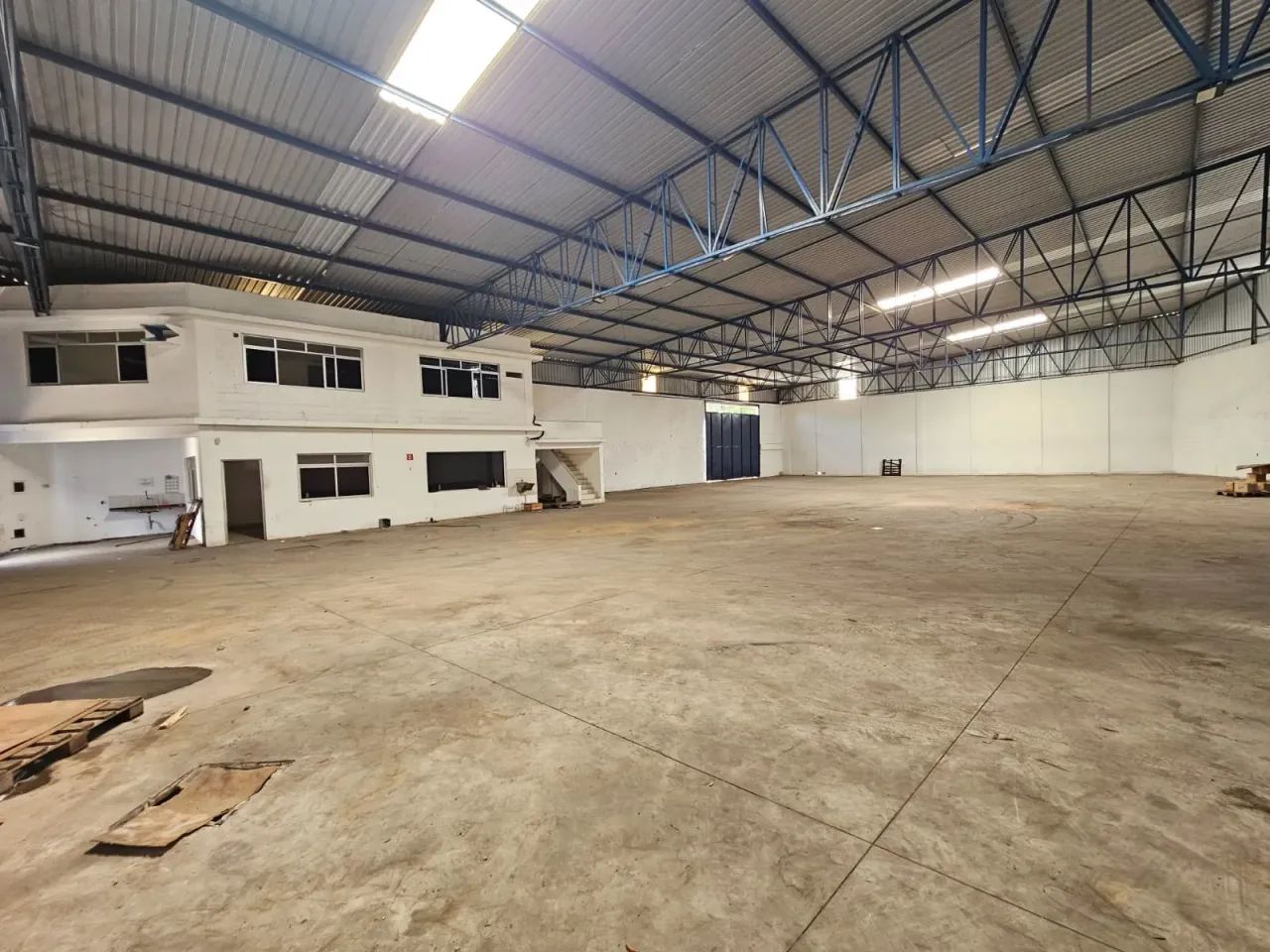Galpao para locação com 1050 m2 em cobilandia - Foto 2