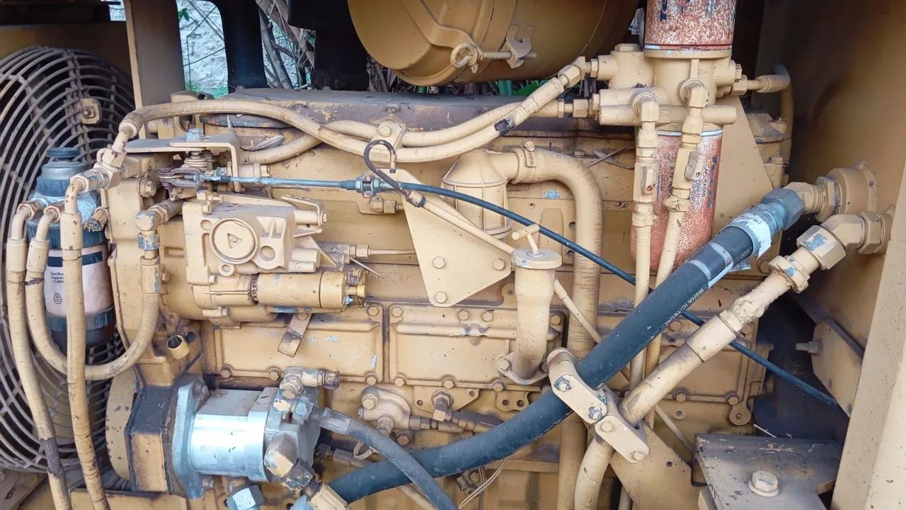 Rolo Caterpillar pe Carneiro Ano 1998 Valor 100 mil, leia o anúncio.  - Foto 4