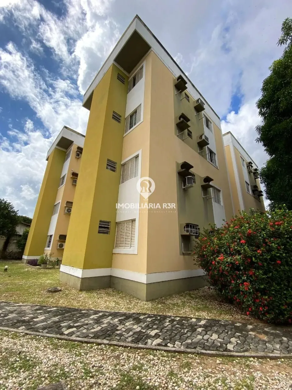APARTAMENTO - BAIRRO HORTO, ZONA LESTE