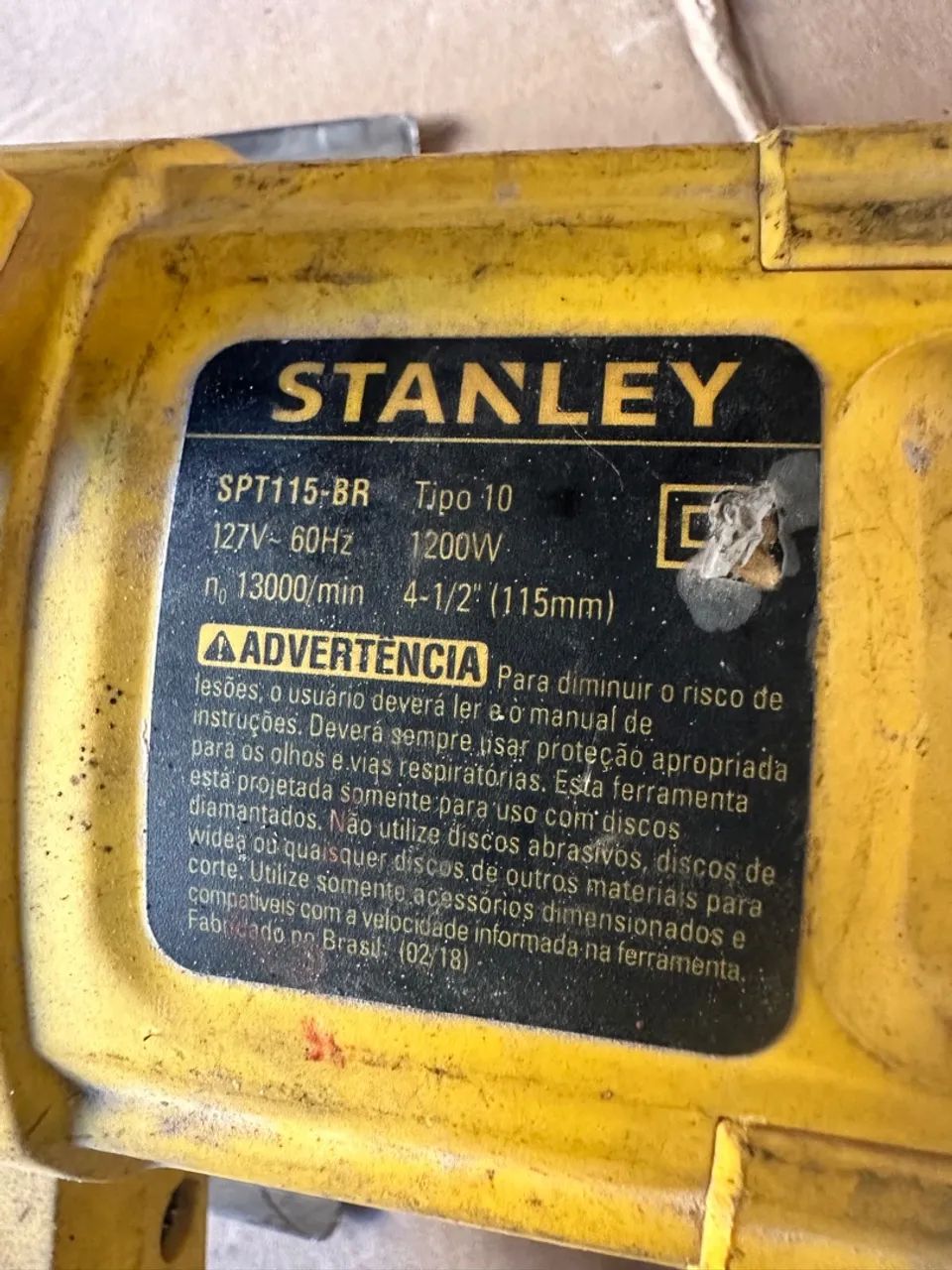 Serra mármore Stanley SPT115-BR tipo 10 127v defeito faltando peças  - Foto 6