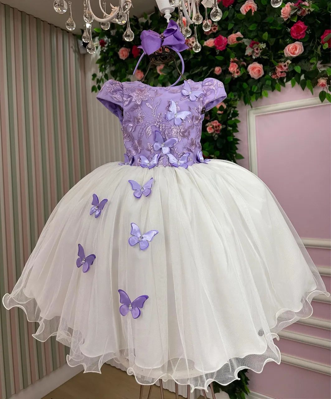 Vestidos Luxo com Apliques de Borboleta  - Foto 2