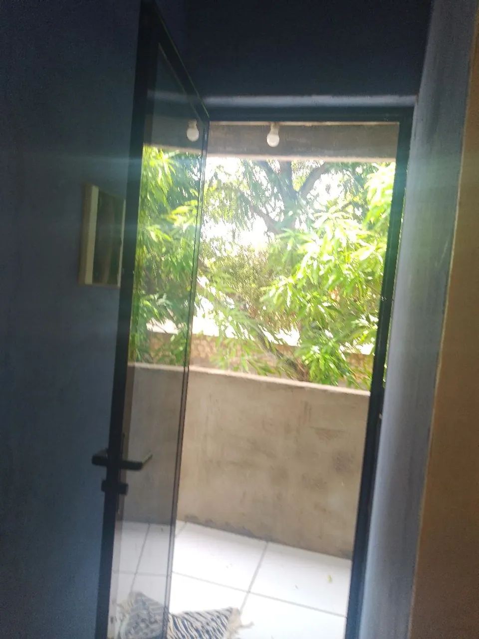  Vende - se casa de dois andares ou troca -se  - Foto 2