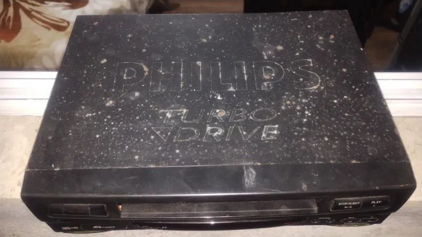 SUCATA VÍDEO CASSETE PHILIPS VR456 NÃO FUNCIONA - Foto 2