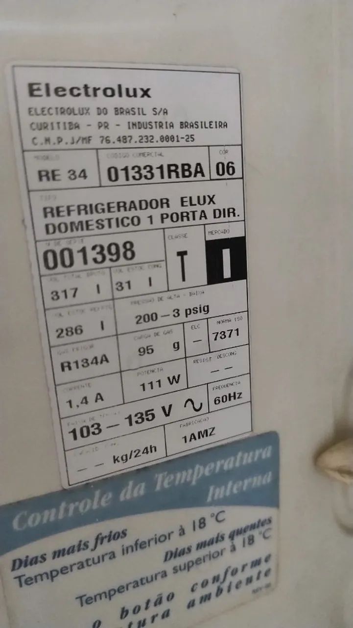 Geladeira Eletrolux impecável funcionando perfeitamente só 600 reais  - Foto 6