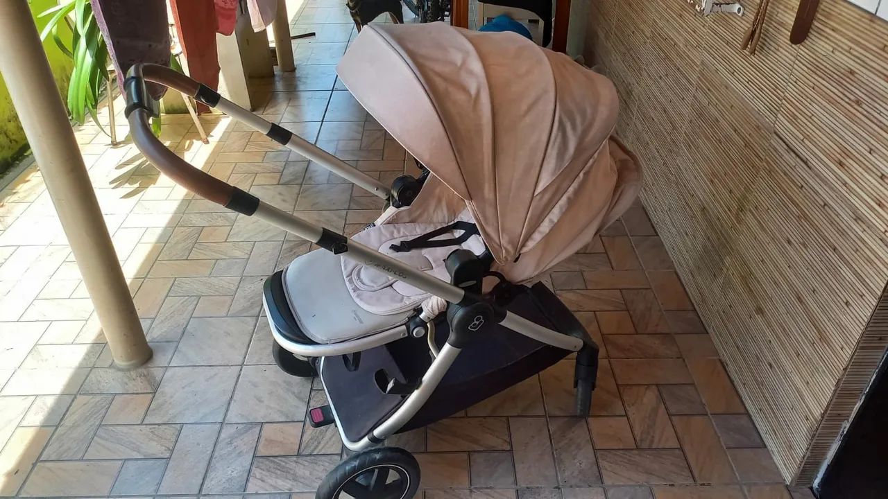 Carrinho de bebê Maxi-Cosi Modular Adorra Semi Novo  - Foto 3