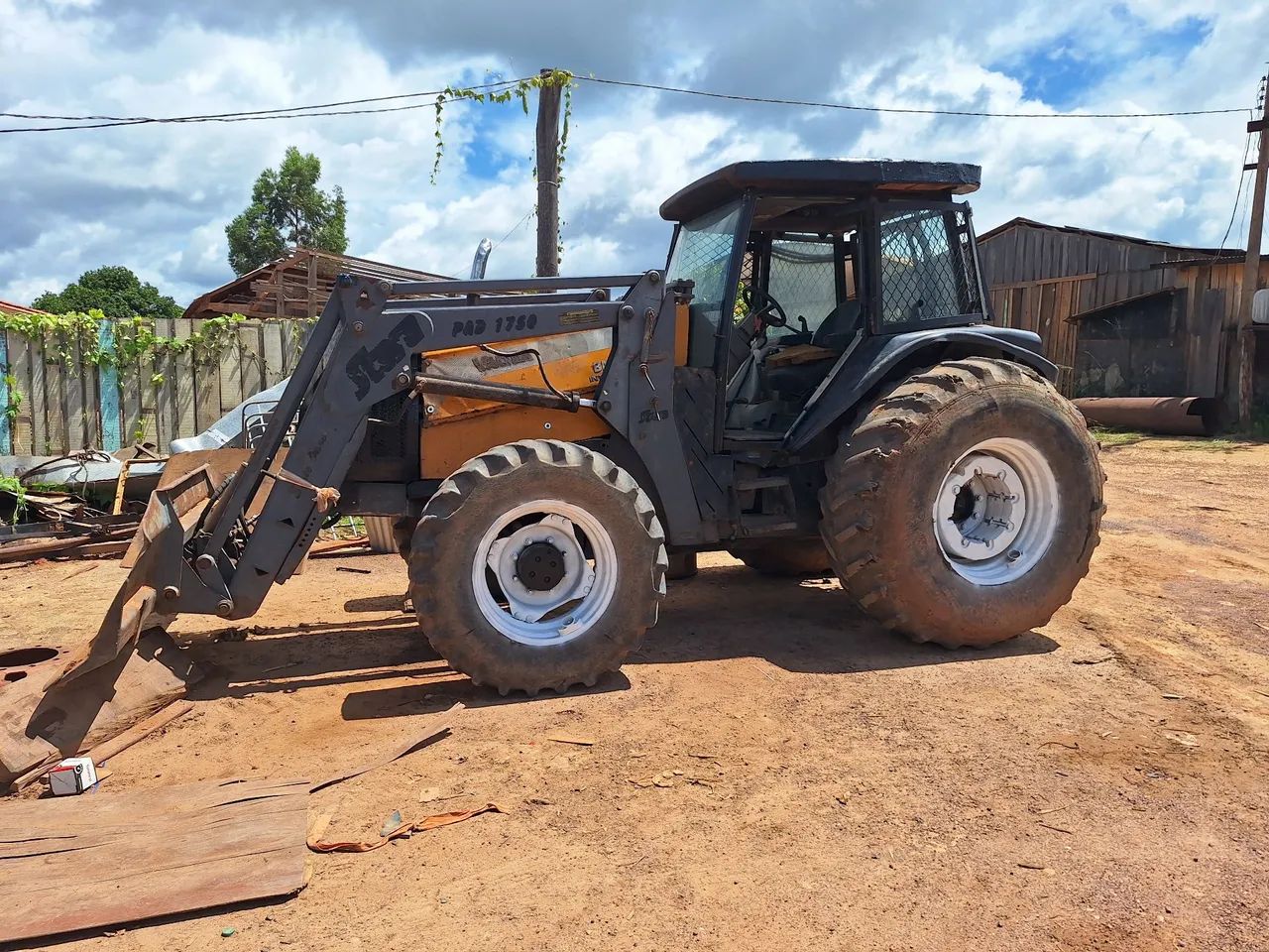 Trator bm125 no pix63824579187075121