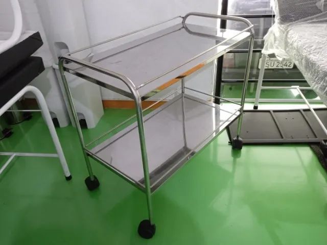 Carrinho auxiliar Salutem móveis hospitalares em Aço / Inox Cinza 89 cm x 95 cm x 52 cm - Foto 2