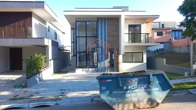 Casa Sobrado de Condominio em Chácaras Maringá - Atibaia, SP