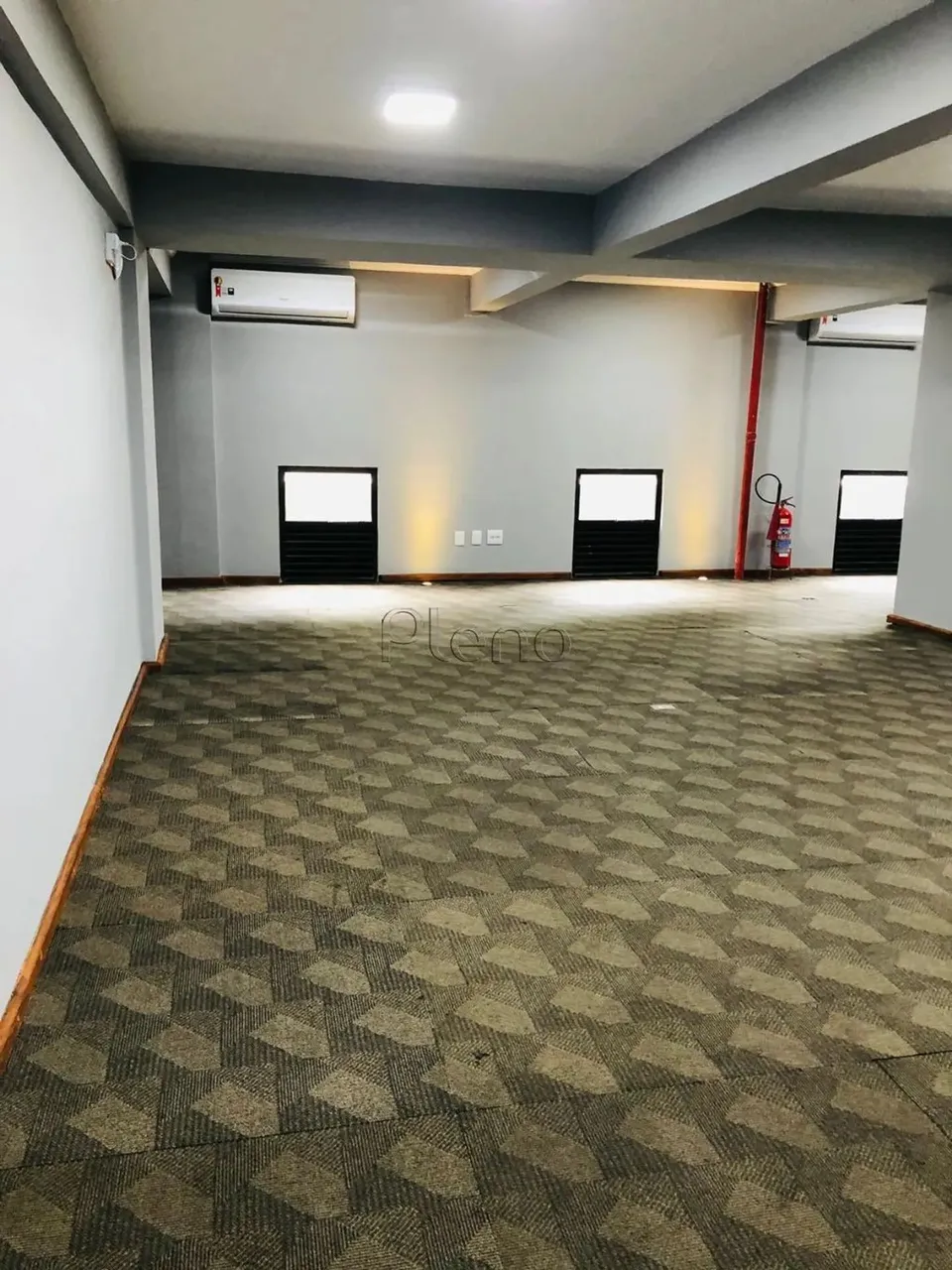 Sala para locação com 100 m² no Jardim Conceição (Sousas), Campinas.