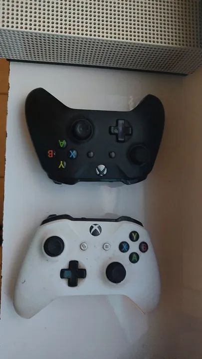 Xbox onde s 1TB 2 controles - Foto 2