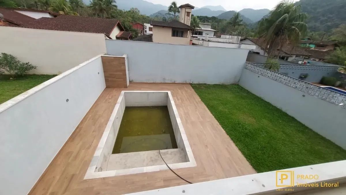 Casa Nova em Condomínio com 4 suítes, cozinha integrada com a sala, piscina, e churrasquei - Foto 2
