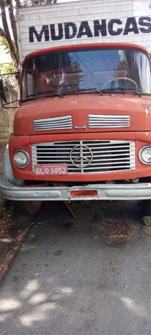 Vende se caminhão 