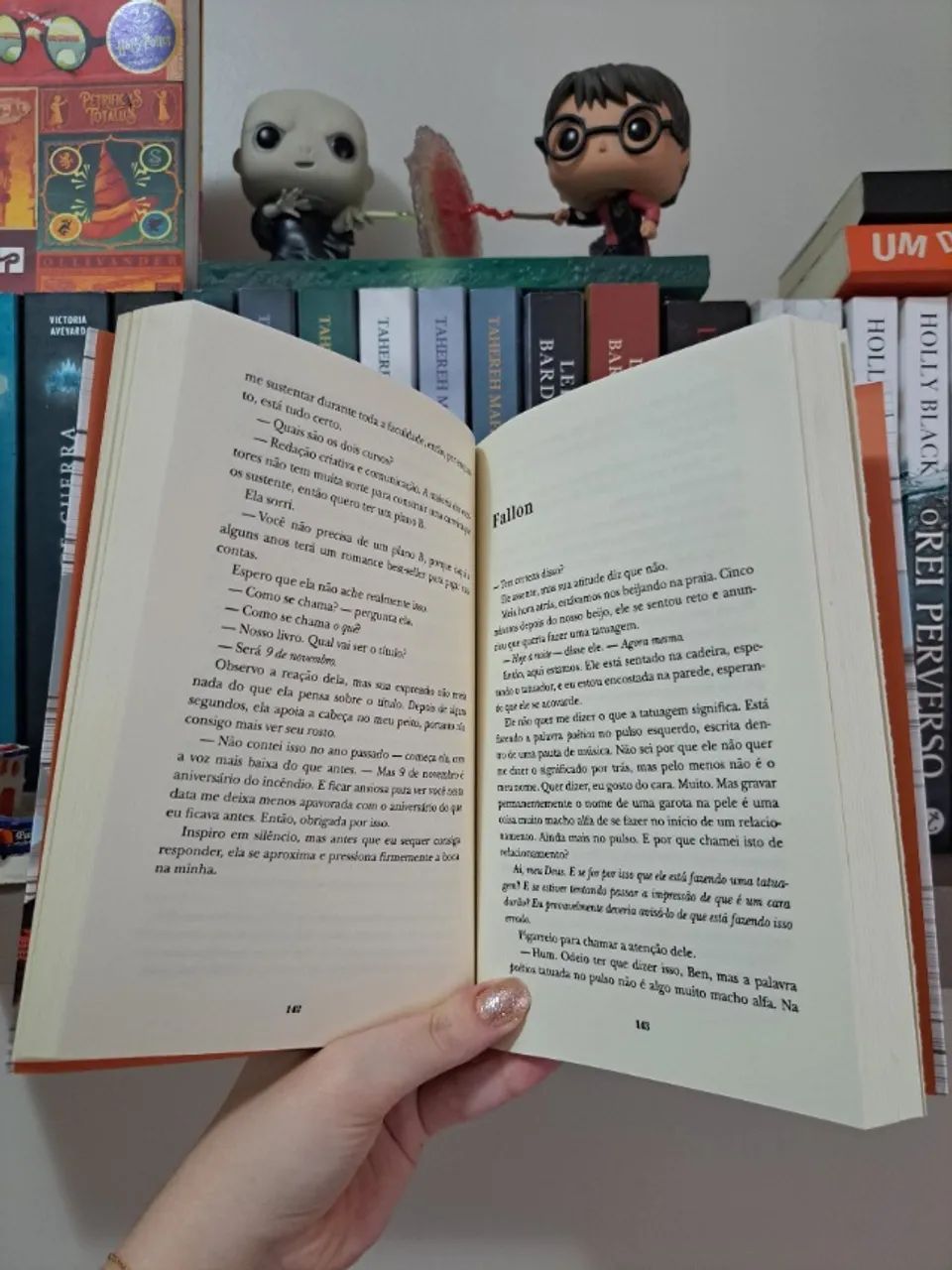 November 9 - Colleen Hoover (used book, in perfect condition)64520826017539122