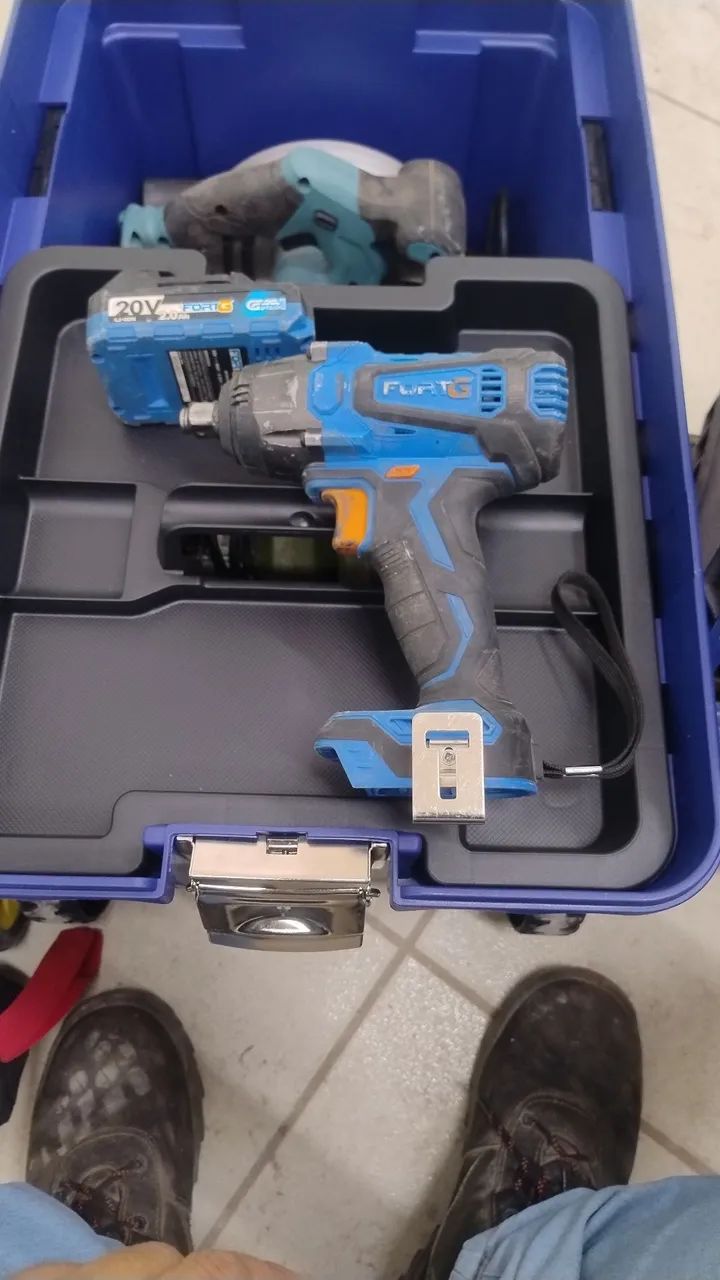 Parafusadeira de Impacto 20V