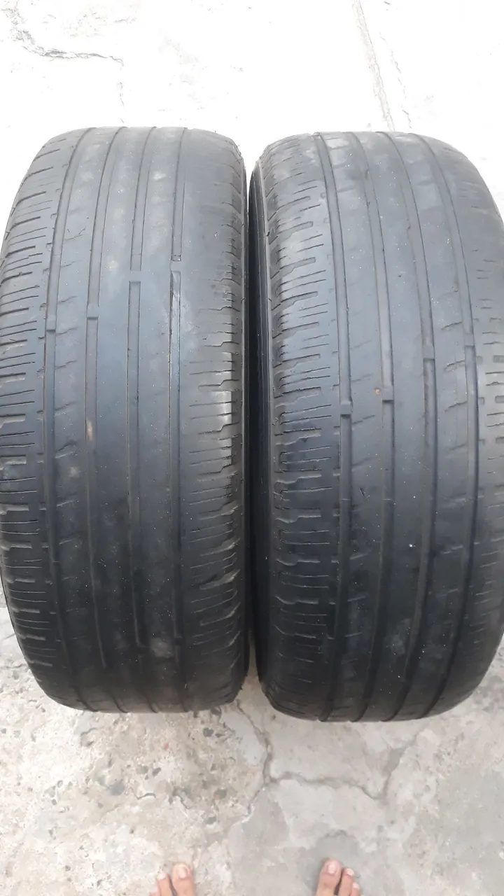 Pneus aro 17/265/65