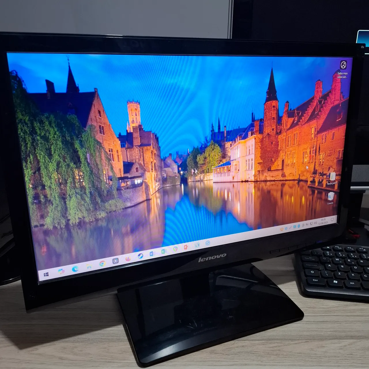 Monitor Lenovo 19 Polegadas