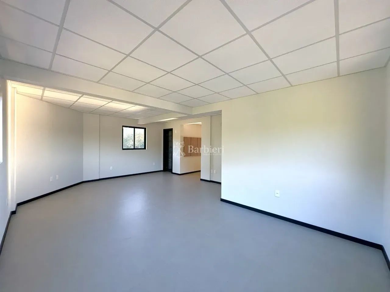 Sala Comercial para Locação no Bairro Ponta Aguda, Blumenau/SC - Foto 4