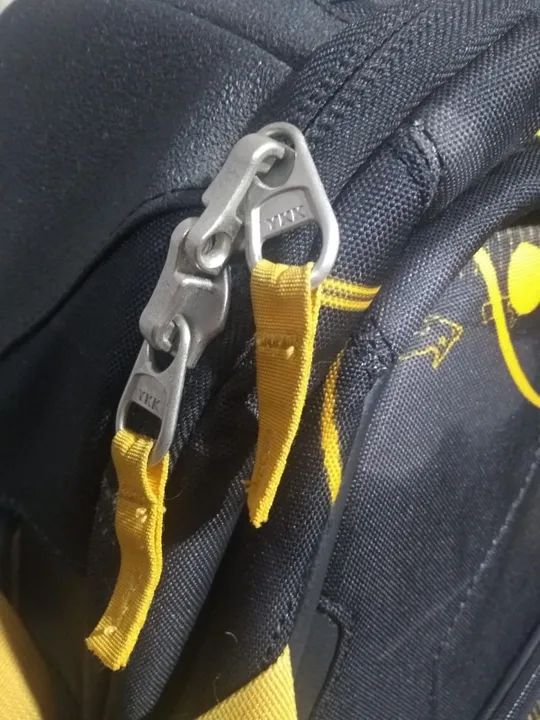 Kit raridade de malas Oakley com rodinhas - Foto 4