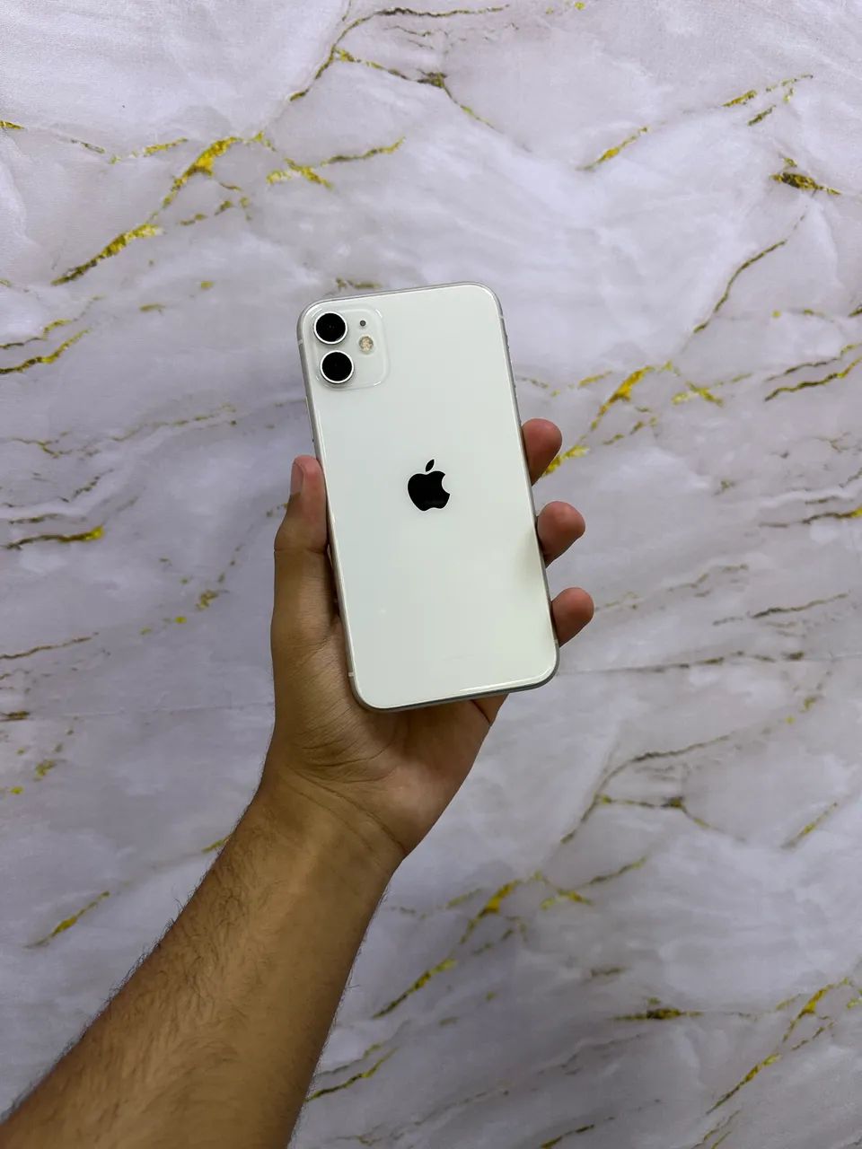 IPHONE 11 64 GB 