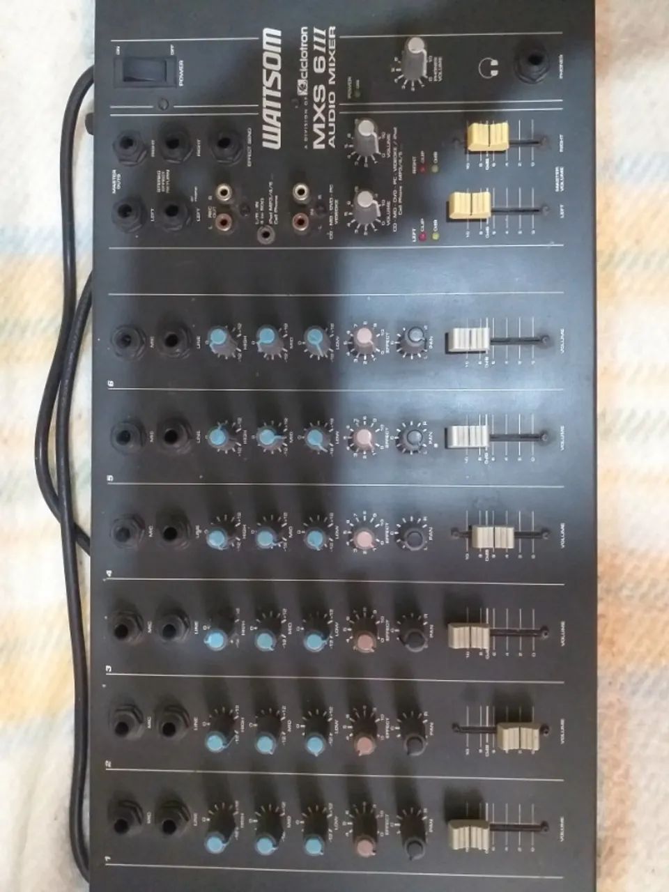 Mesa de Som 6 Canais  - Foto 4