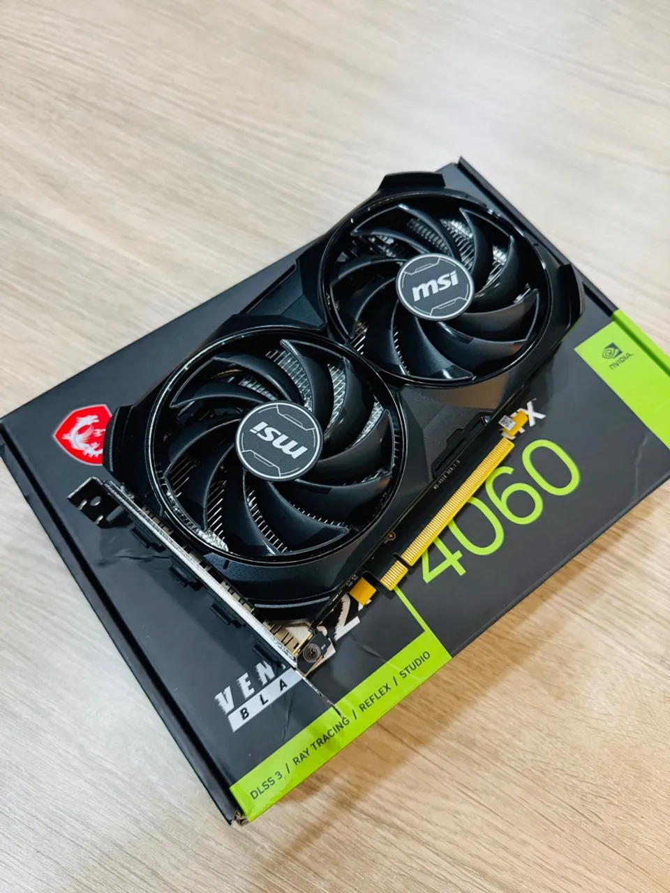 Placa de Vídeo MSI GeForce RTX 4060 Ventus 2X