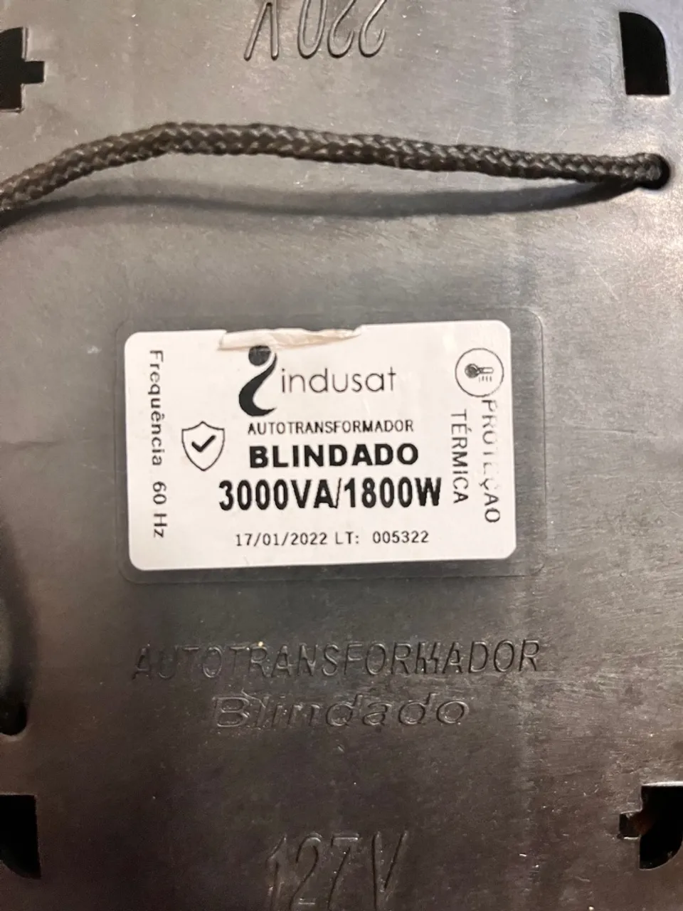 Autotransformador blindado 3000VA/1800W