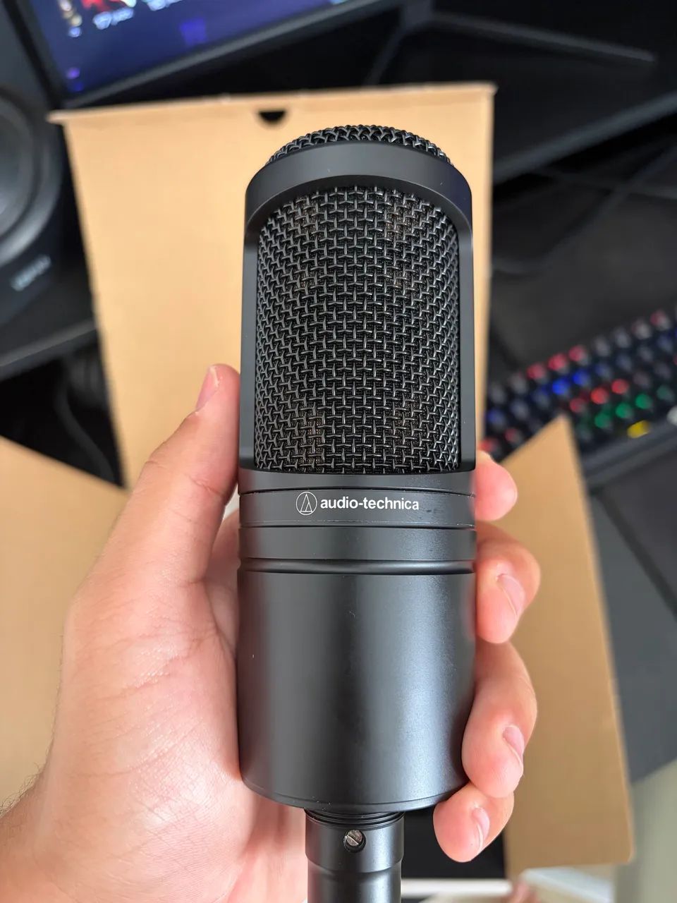 AUDIOTECHNICA AT2020 