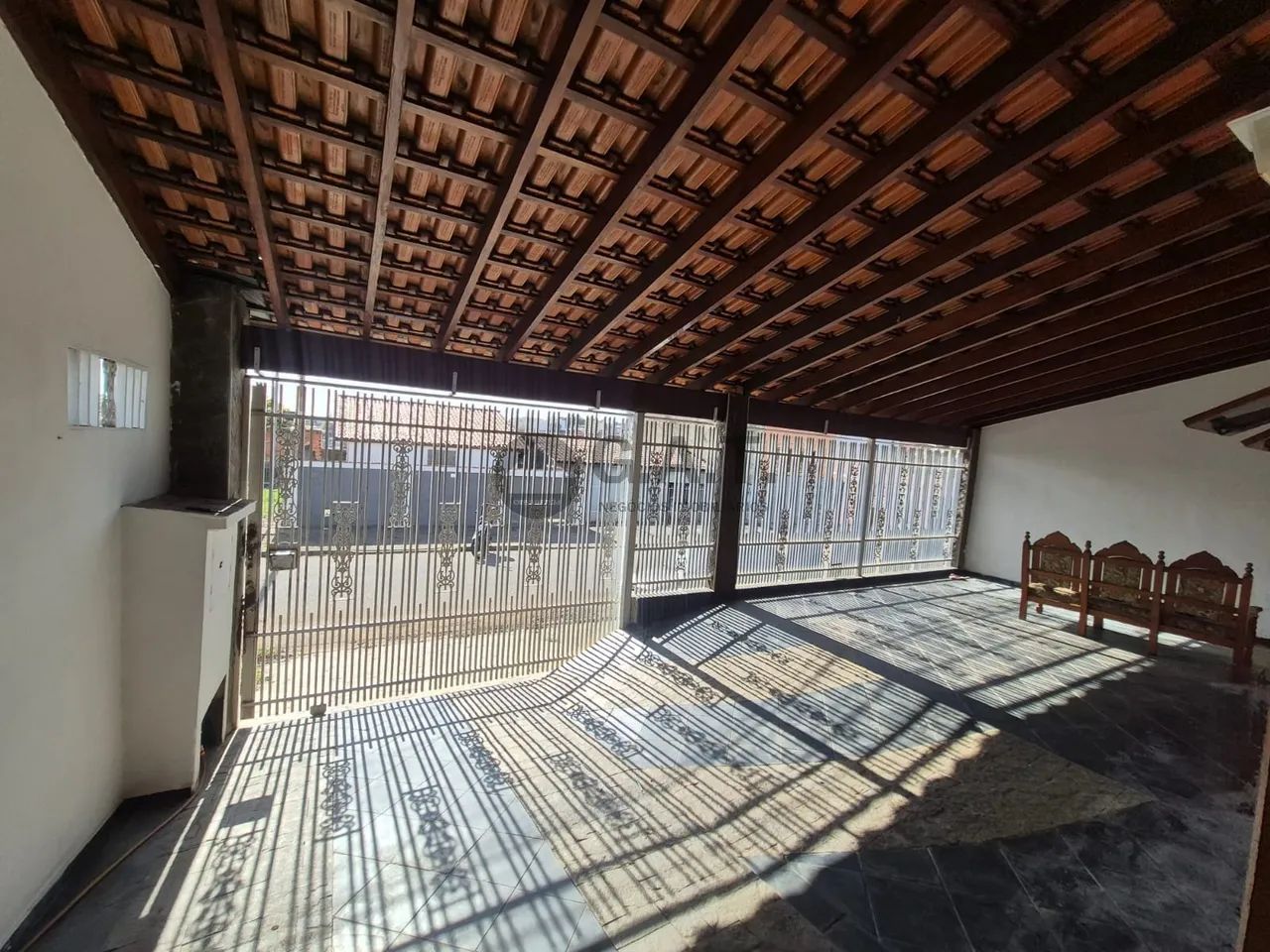 Aluguel de Casa Espaçosa de 3 Quartos no Jardim Itanguá - Sorocaba-SP: 200m² de Conforto e - Foto 4