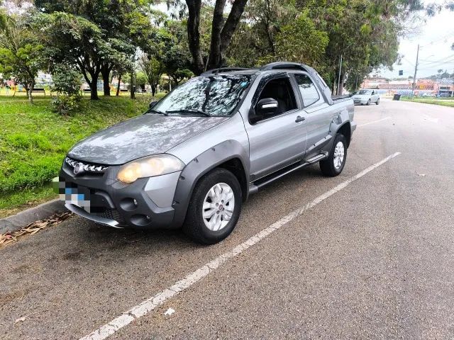 Fiat Strada Adventure1.8/ 1.8 Locker Flex CD 2013