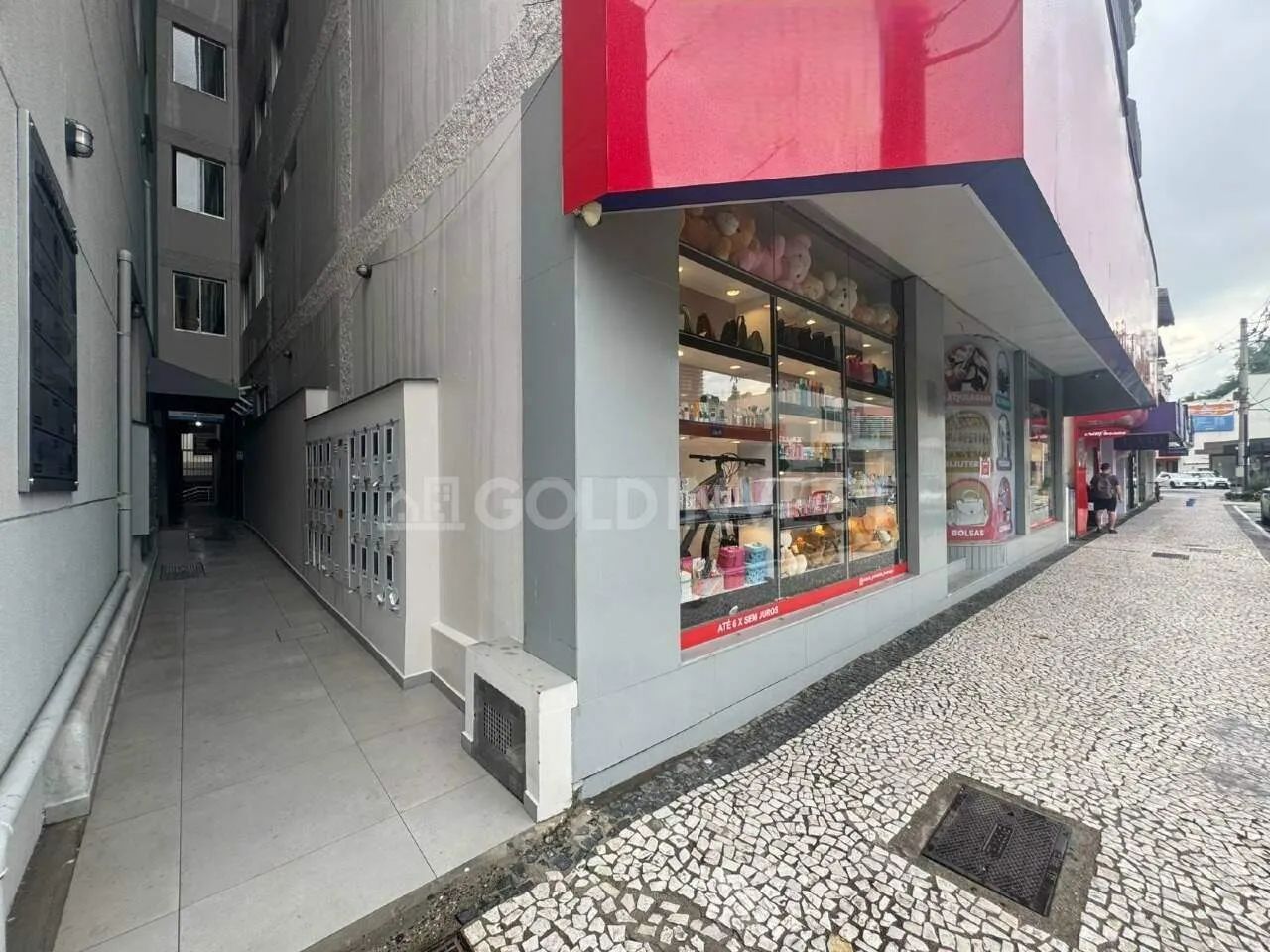 Sala comercial com 95m² no Centro de Brusque!!! - Foto 2