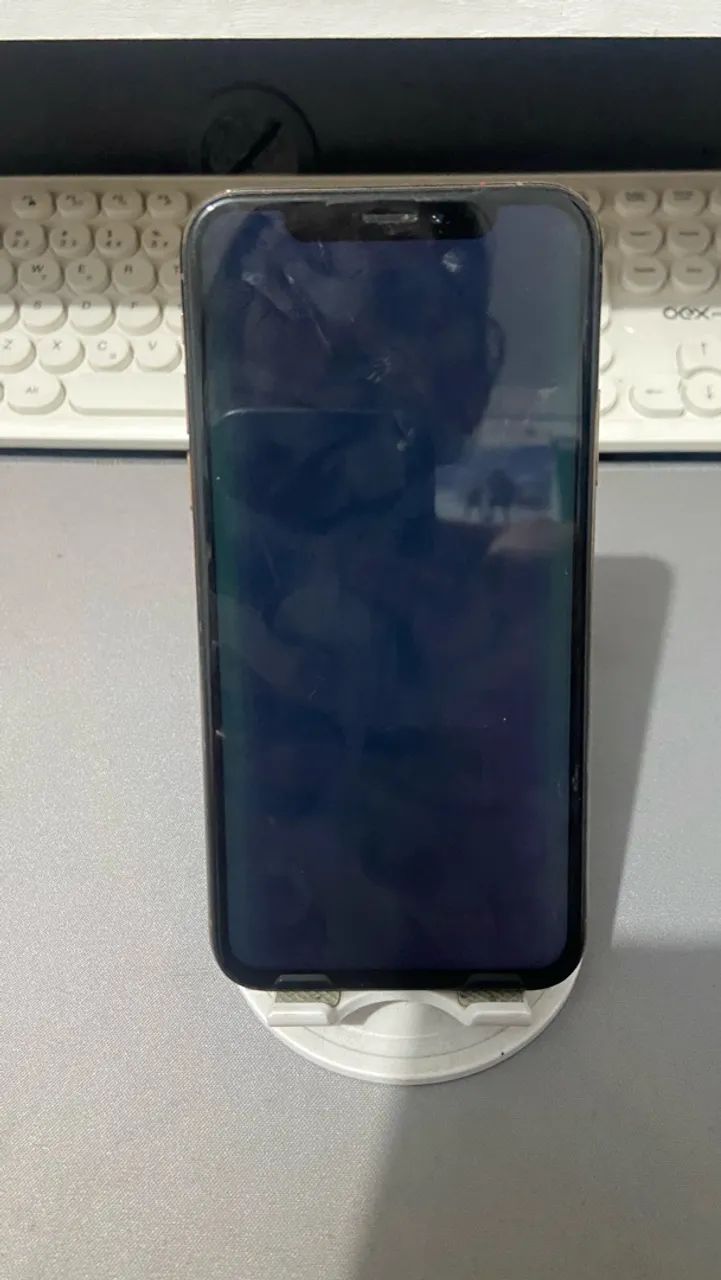 Iphone Xs COM DEFEITO - Foto 2