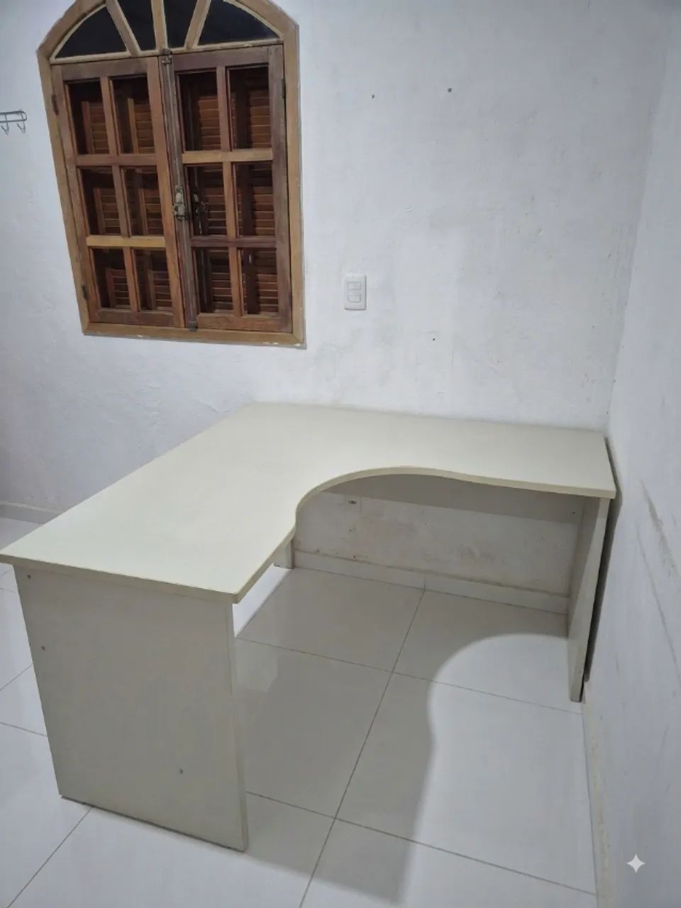 Mesa escritório de canto