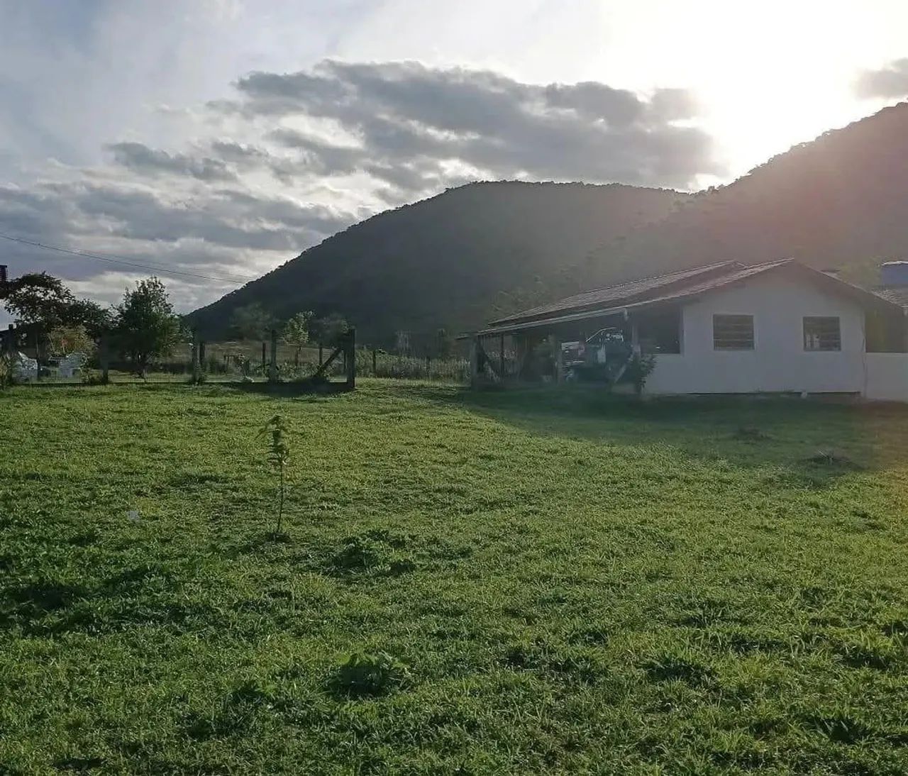 Vende ou troca por casa  - Foto 2
