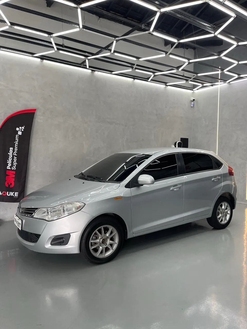 Chery Celer Hatch 1.5 16V Flex 5P 2015