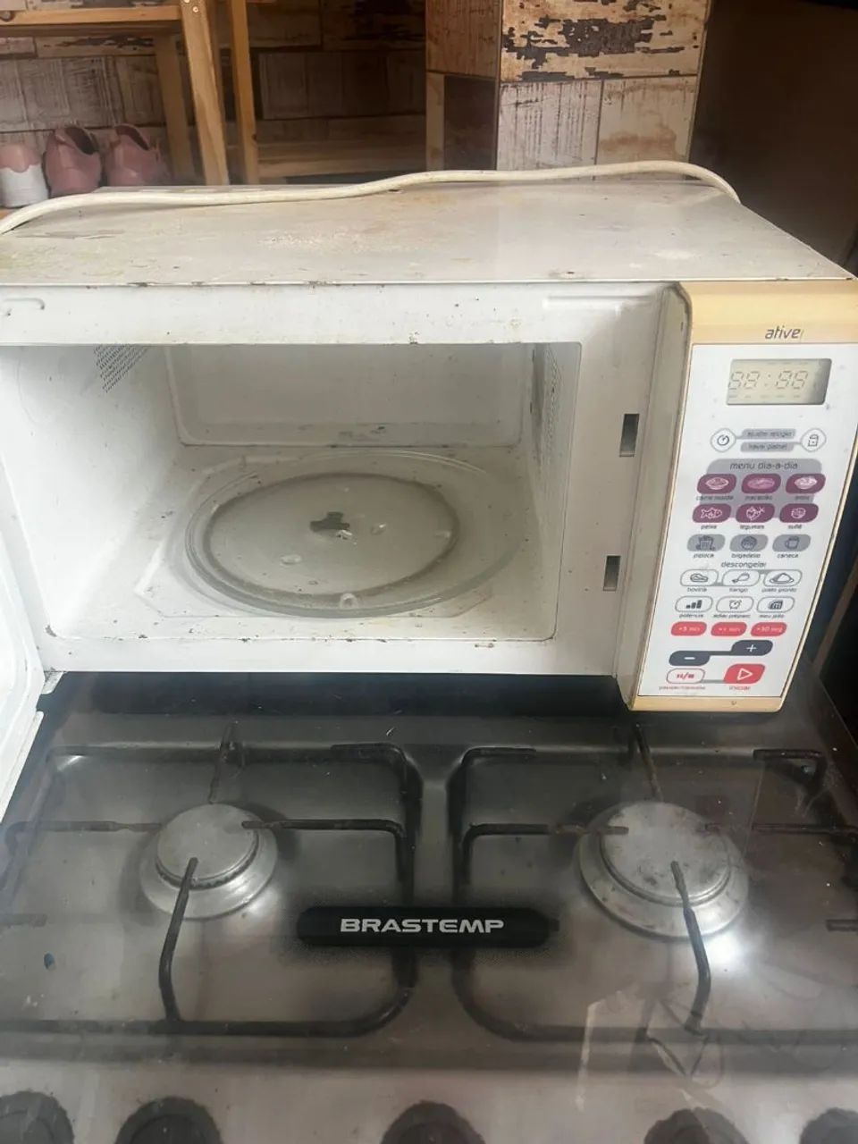 Microondas 30l Brastemp - Foto 3