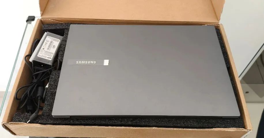 Notebook Samsung Book | Celeron 6305 | 4GB | 128GB SSD | UHD | 15.6" - Foto 5