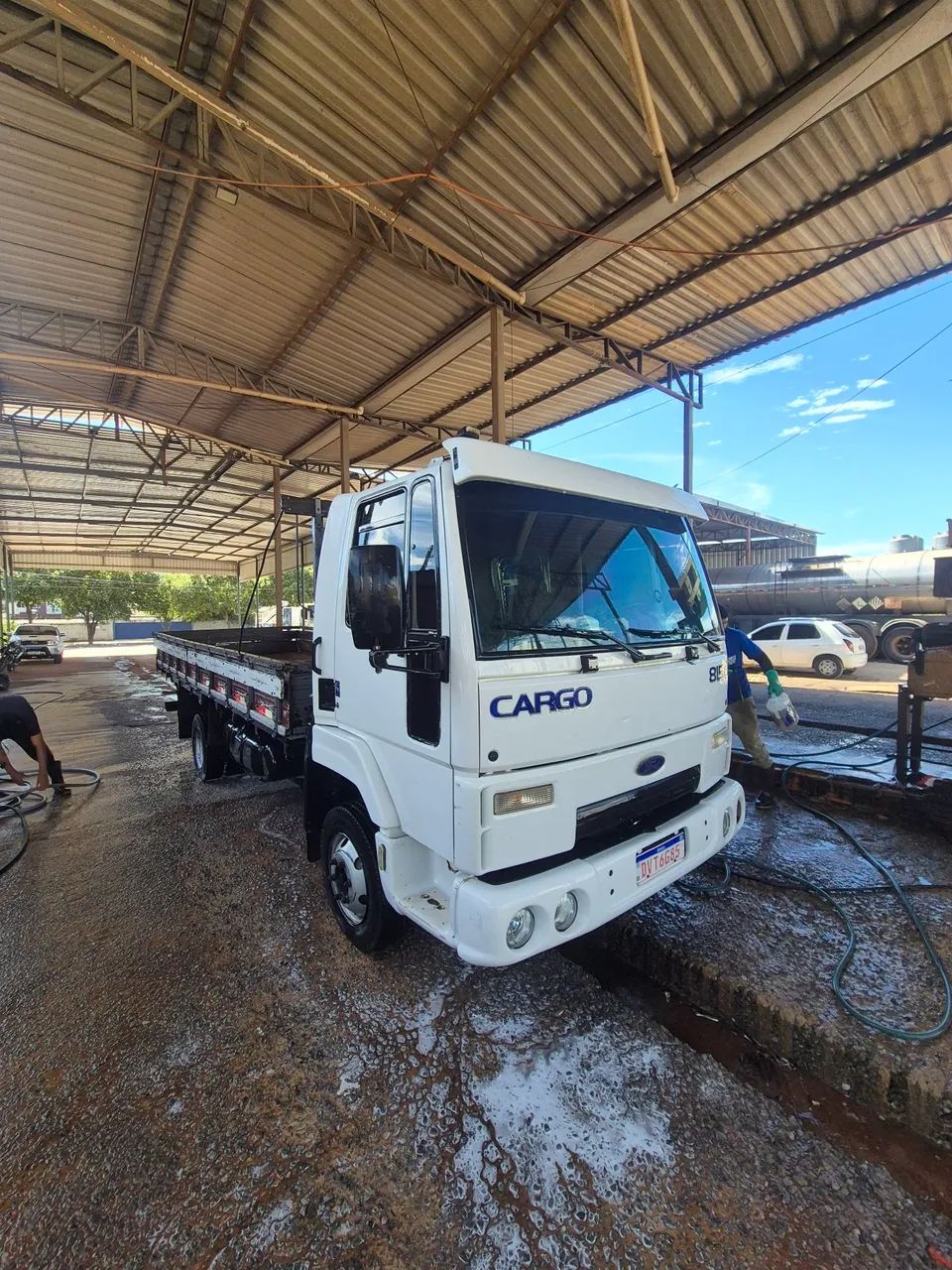 Frete caminhão 3/4 e toco carroceria aberta  - Foto 3