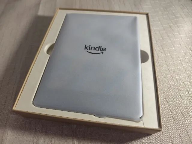 Kindle Colorsoft 16 GB + Brinde (Completo na Caixa!) - Foto 2