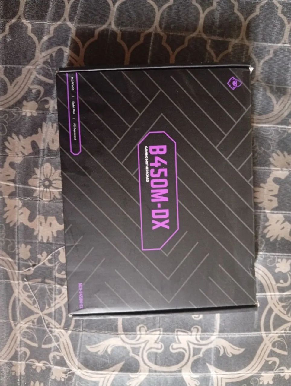 Kit Ryzen B450-DX e Ryzen 5 2400g lacrado - Peças de Hardware