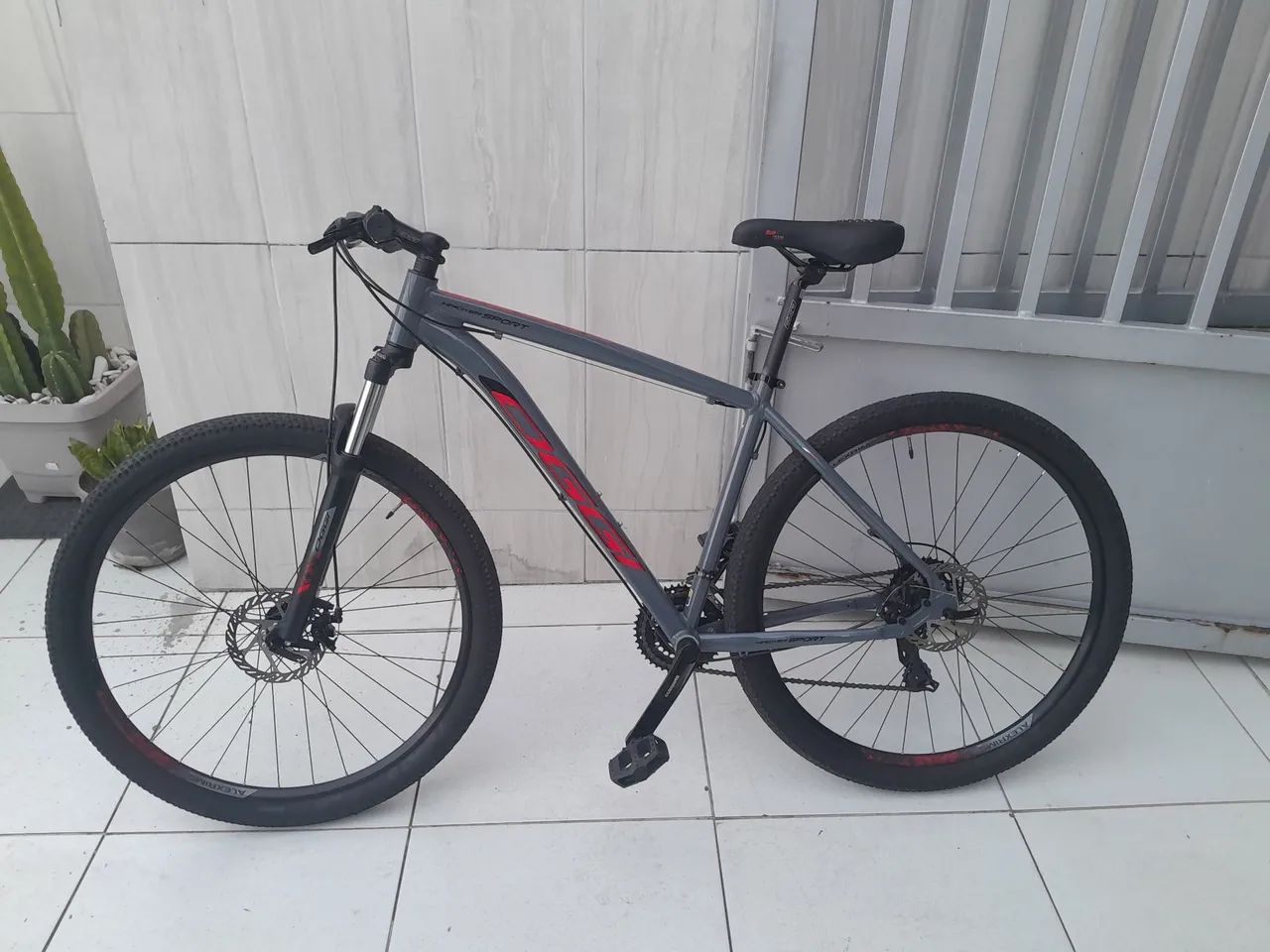 Bicicleta Aro 29, Quadro 19, Jogo De Macha Shimano.