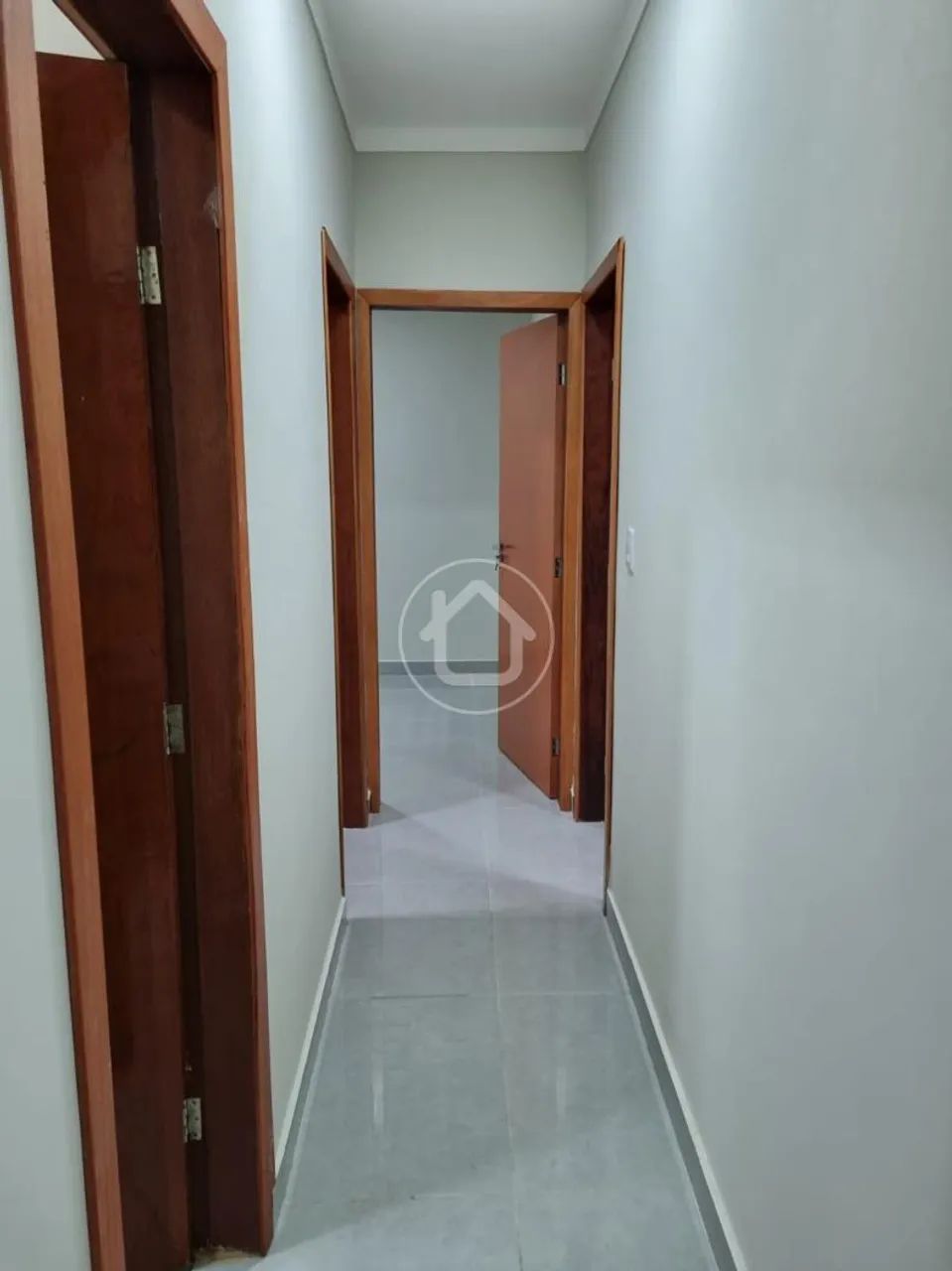 CASA COM 3 QTOS (1 SUITE )JD IMA REGIAO QUARTEL - Foto 4