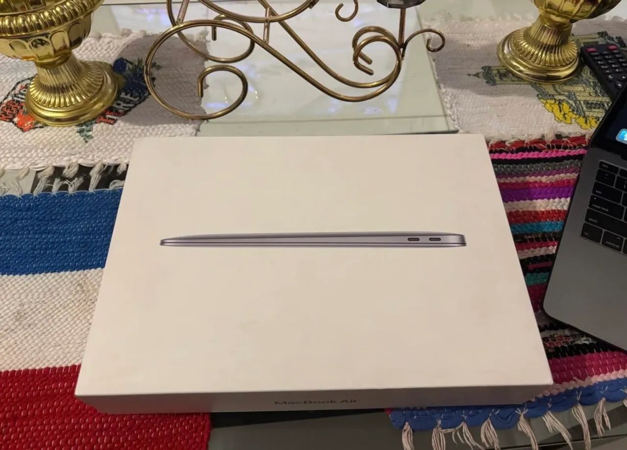 Macbook M1 256 Gigas Notebook Apple  - Foto 3