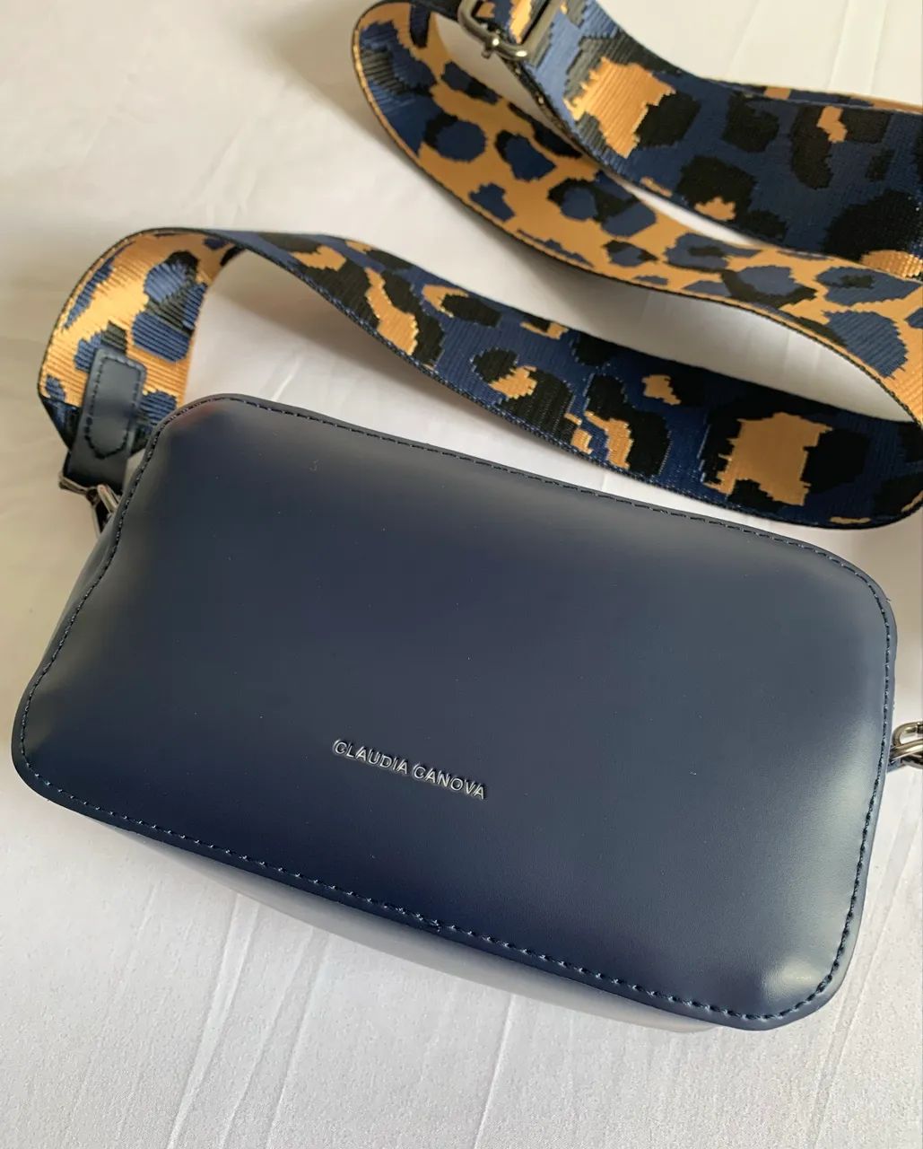Bolsa shoulder - Marca Inglêsa - Claudia Canova 