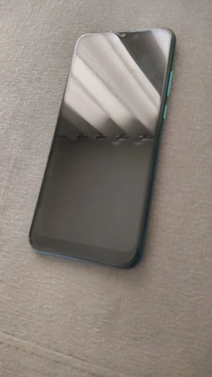 Celular Moto G8