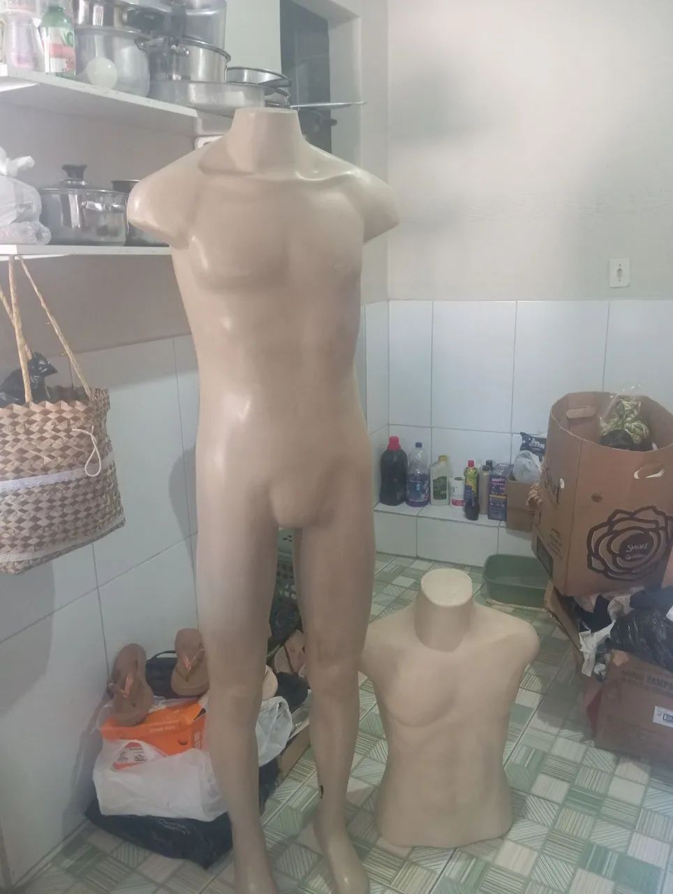 Vende-se 2 maniquin 
