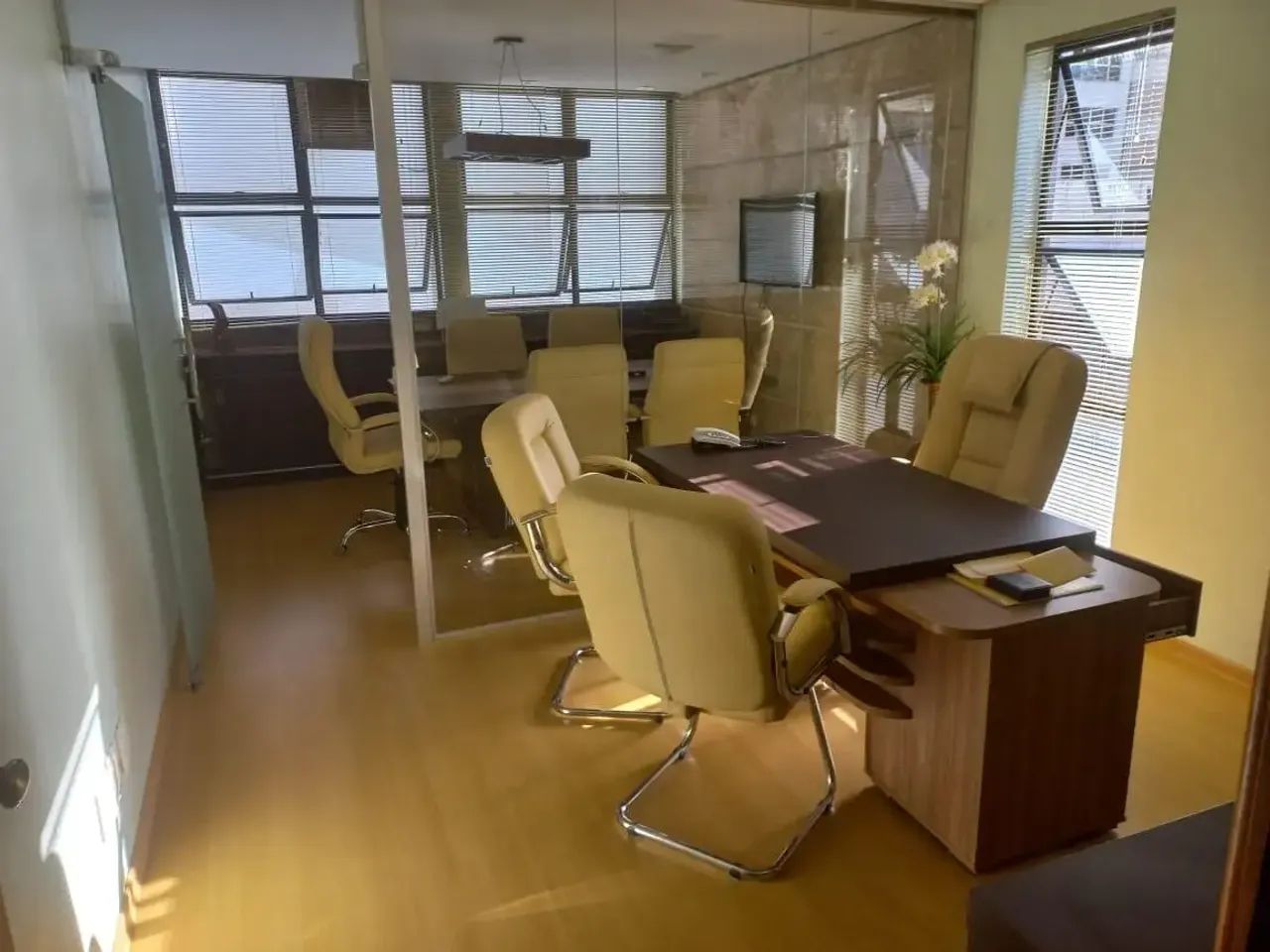(81541) à venda - Sala com , 1 vaga, no Santa Efigênia - Foto 2