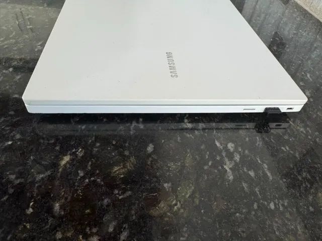Notebook Samsung Book E20 (NP550XDA-KO2BR) COM UPGRADE - 24 GB RAM e SSD - Foto 2