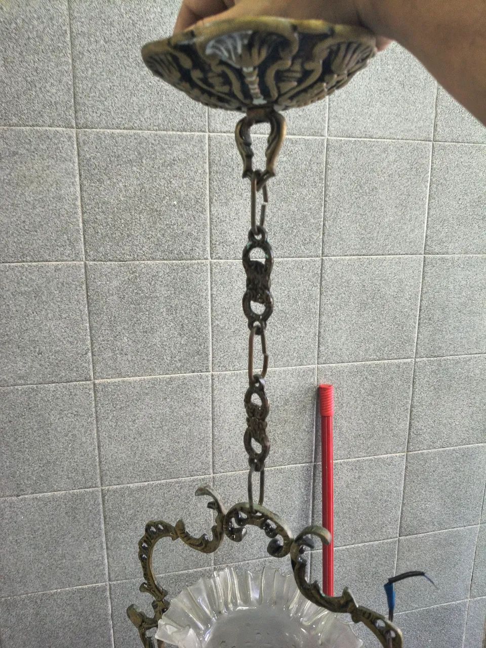 Lustre de bronze antigo  - Foto 4